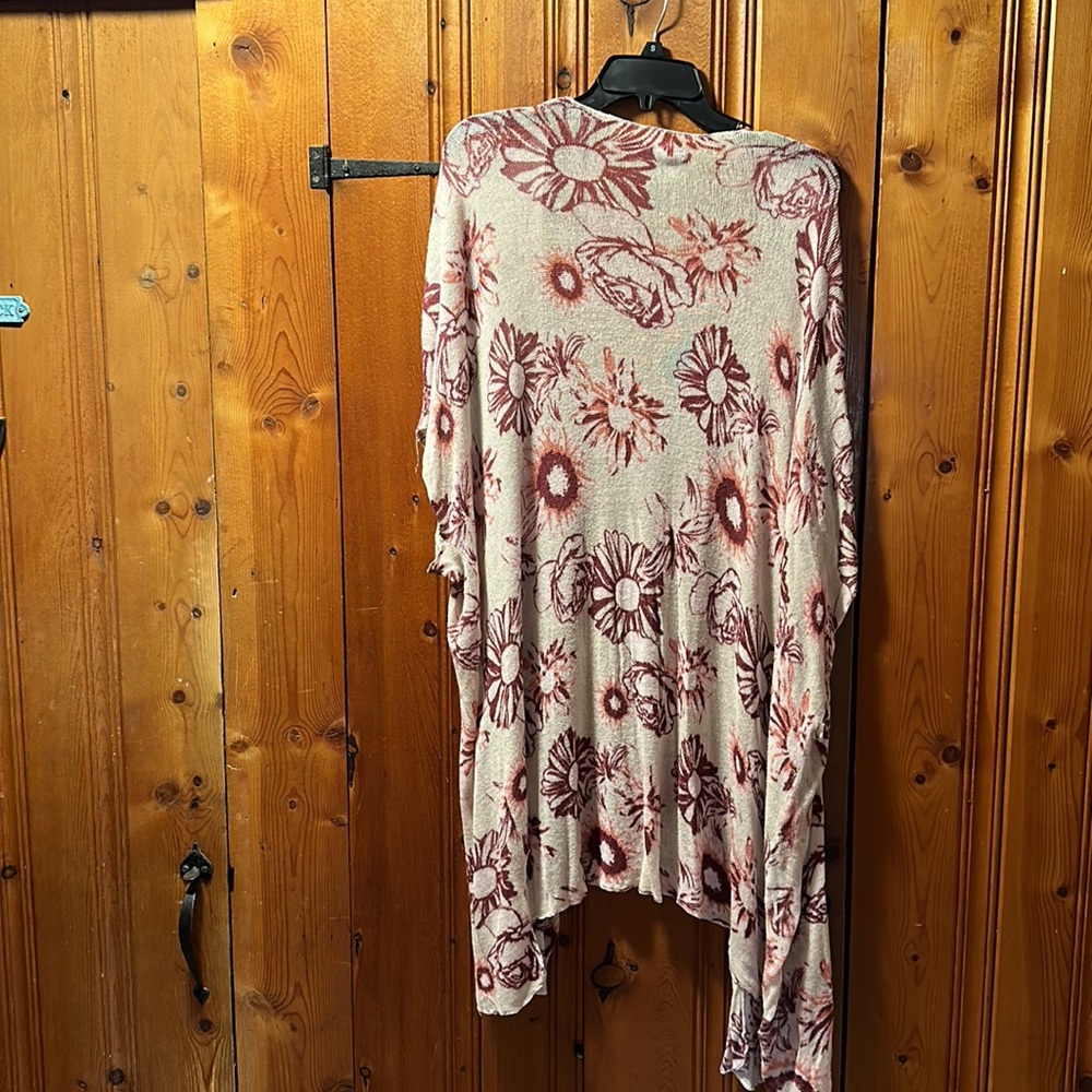 Flowy Cardigan - Picture 5 of 5